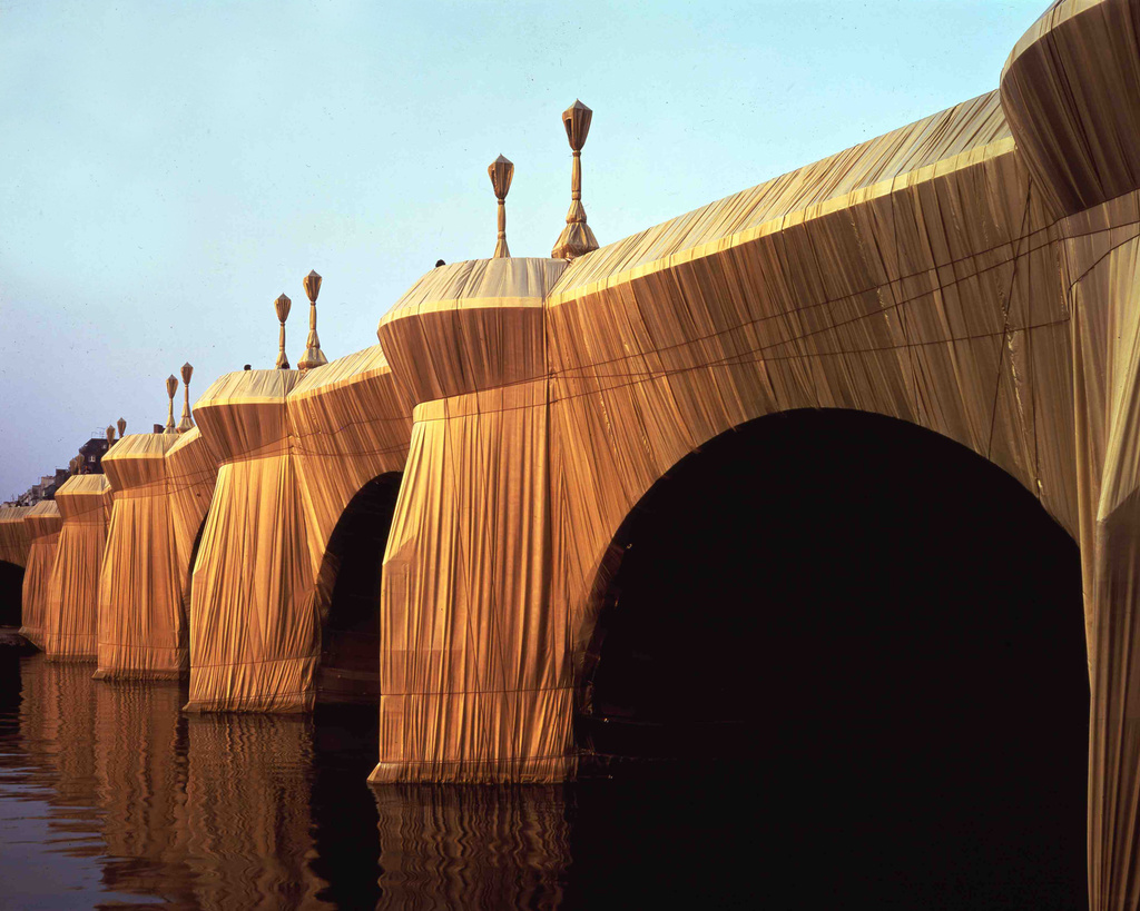 The Pont Neuf Wrapped, Paris, 1985.
